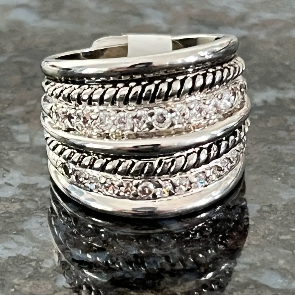 Thick Silvertone & CZ Casual Ring Sz 7 NWTs.